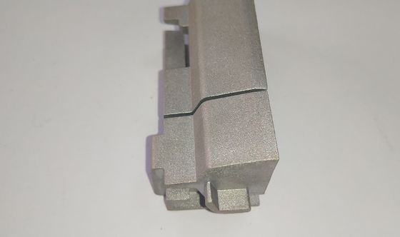 OEM الرمل يموت الصب أجزاء الفولاذ المقاوم للصدأ الصب الدقة ASTM
