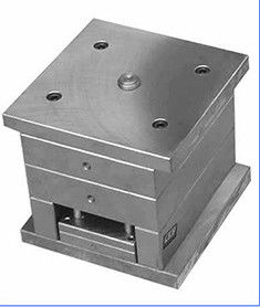 P20 2738 2344 دبوس نقطة بوابة عالية الدقة حقن صب ISO