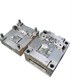 P20 2738 2344 دبوس نقطة بوابة عالية الدقة حقن صب ISO