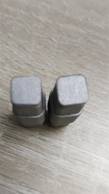صياغة مكونات السيارات البلاستيكية المخصصة 0.05mm التسامح علاج السطح الملمع