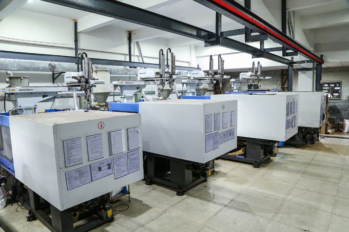 Sun On Plastic Moulding Limited جولة في المعمل